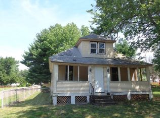 124 Dubois St, Springfield, MA 01151