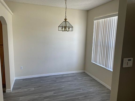 5th image of 107 Bluff Pass Dr