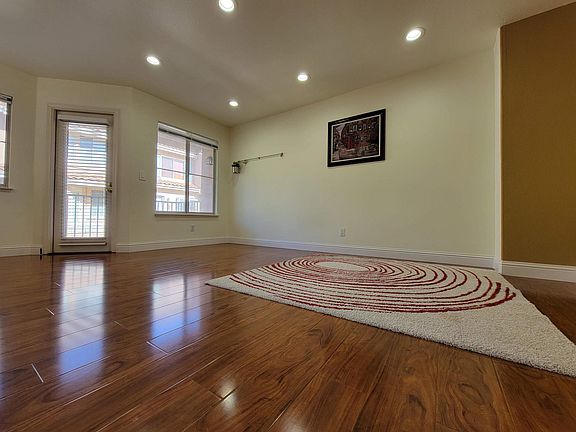 Family area with access to balcony.