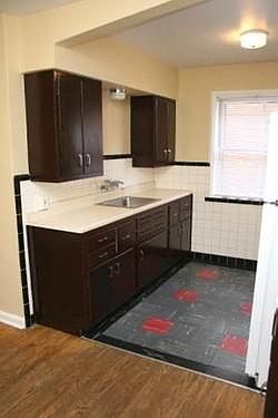 5th image of 3400-3402 Lawn Ave