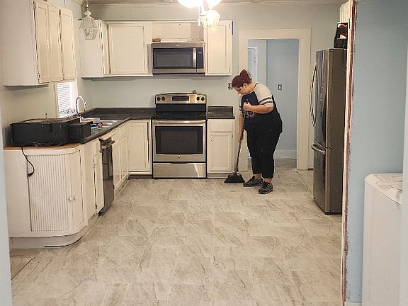 New Kitchen with beautiful tile flooring