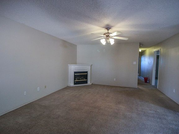 3rd image of 807 N Evanston Ave