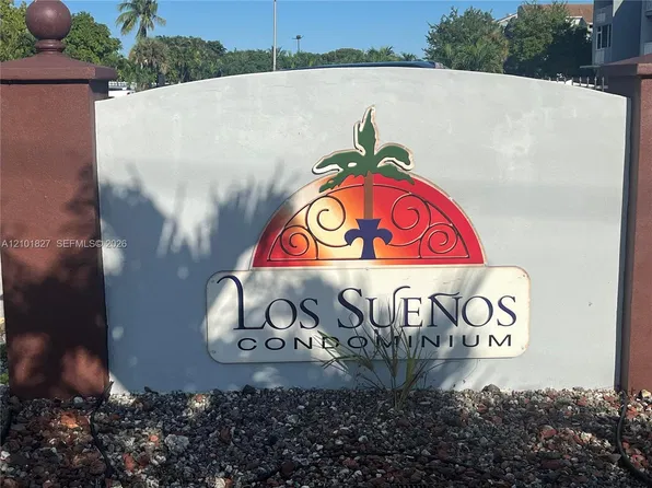 1755 W 60th St APT D306, Hialeah, FL 33012
