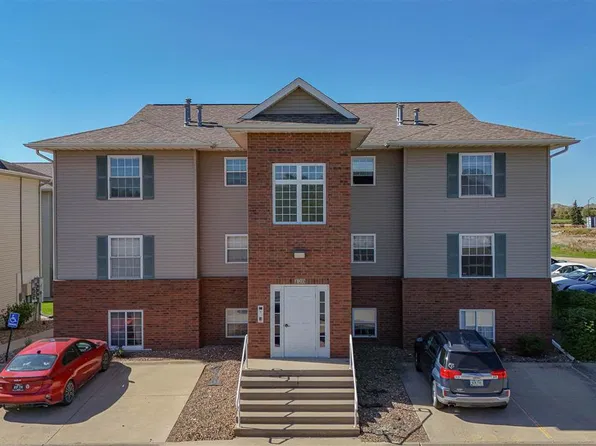 120 Cherry Ct APT 5, North Liberty, IA 52317
