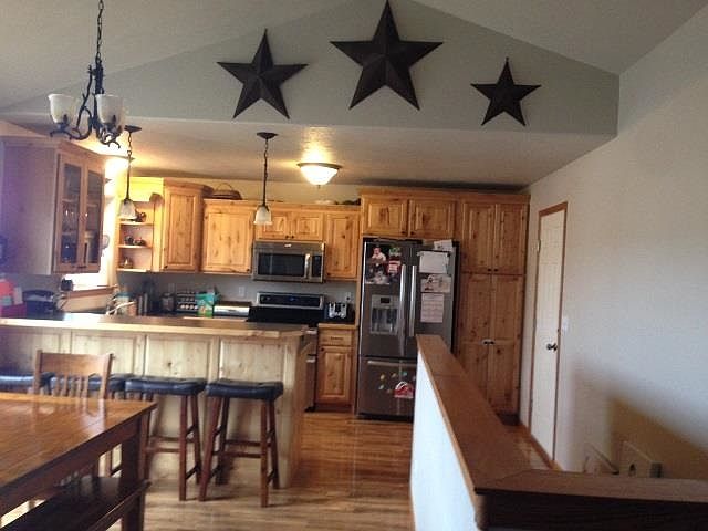 2nd image of 2727 Verde Ln