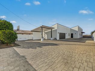 8487 W Washington Street, Peoria, AZ 85345