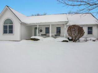 5176 Arlington Ln, Traverse City, MI 49685