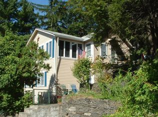 55 Rocky Trl, Wurtsboro, NY 12790