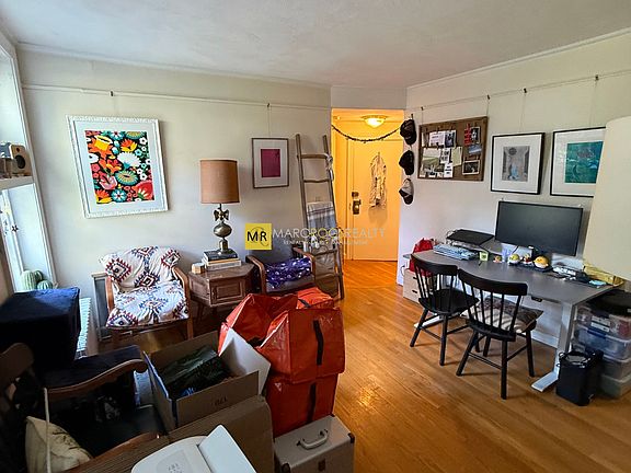 2nd image of 15 Joy St