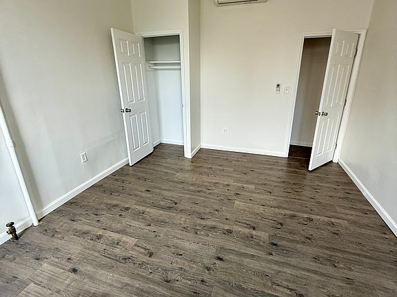 4th image of 14 Wilson Ave APT 2L