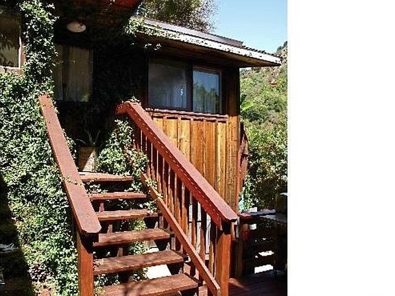 2nd image of 516 Fernwood Pacific Dr