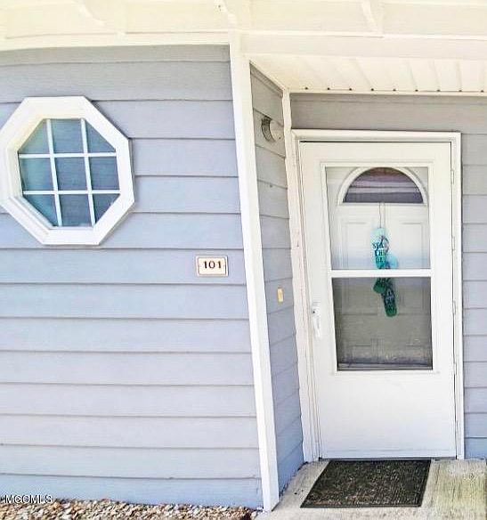 1st image of 1664 Beach Blvd