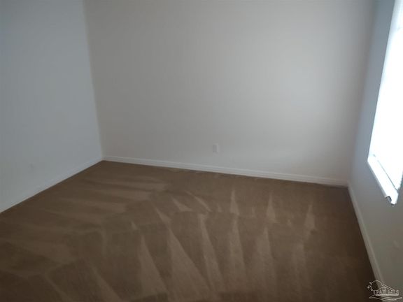 3rd image of 2117 Langley Ave
