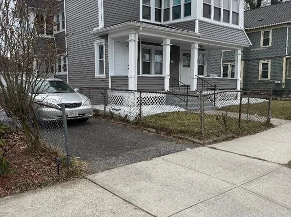 44-46 Edgewood St, Springfield, MA 01109