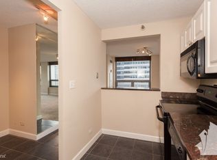 440 N Wabash Ave #P-M16, Chicago, IL 60611