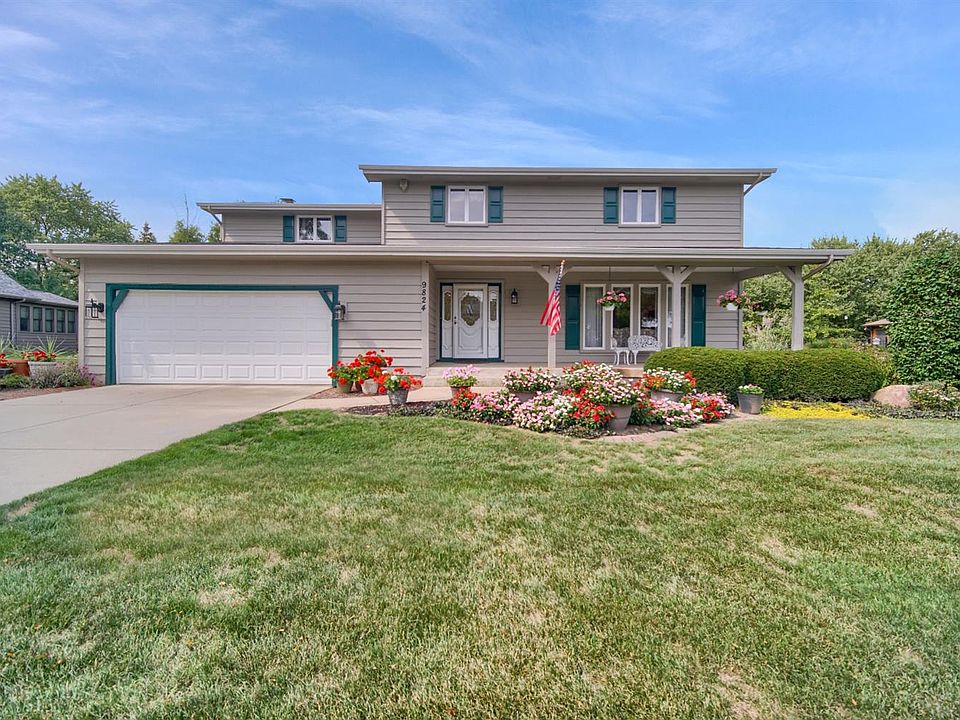 1st image of 9824 E Oakridge Dr