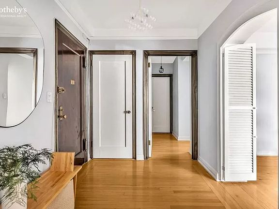 2nd image of 350 W 57th St APT 11D