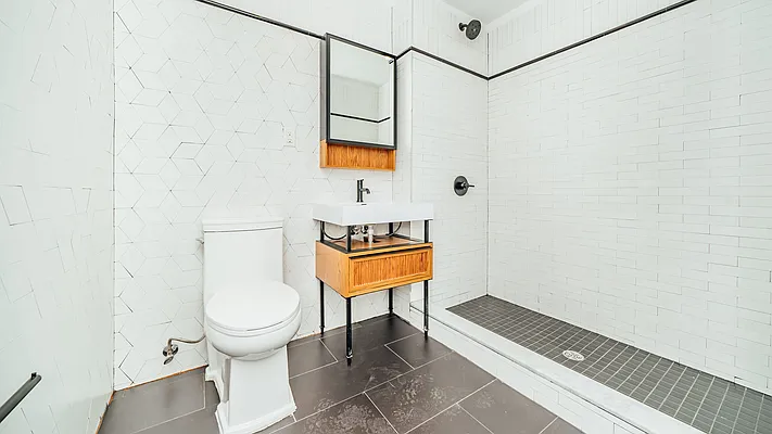 Rented by Nooklyn NYC LLC | media 73