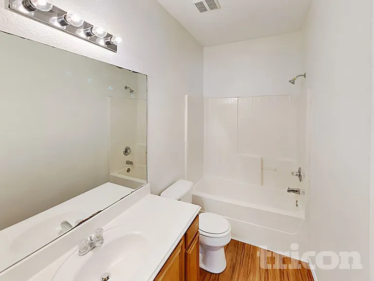 4913 Cape St — Photo 13