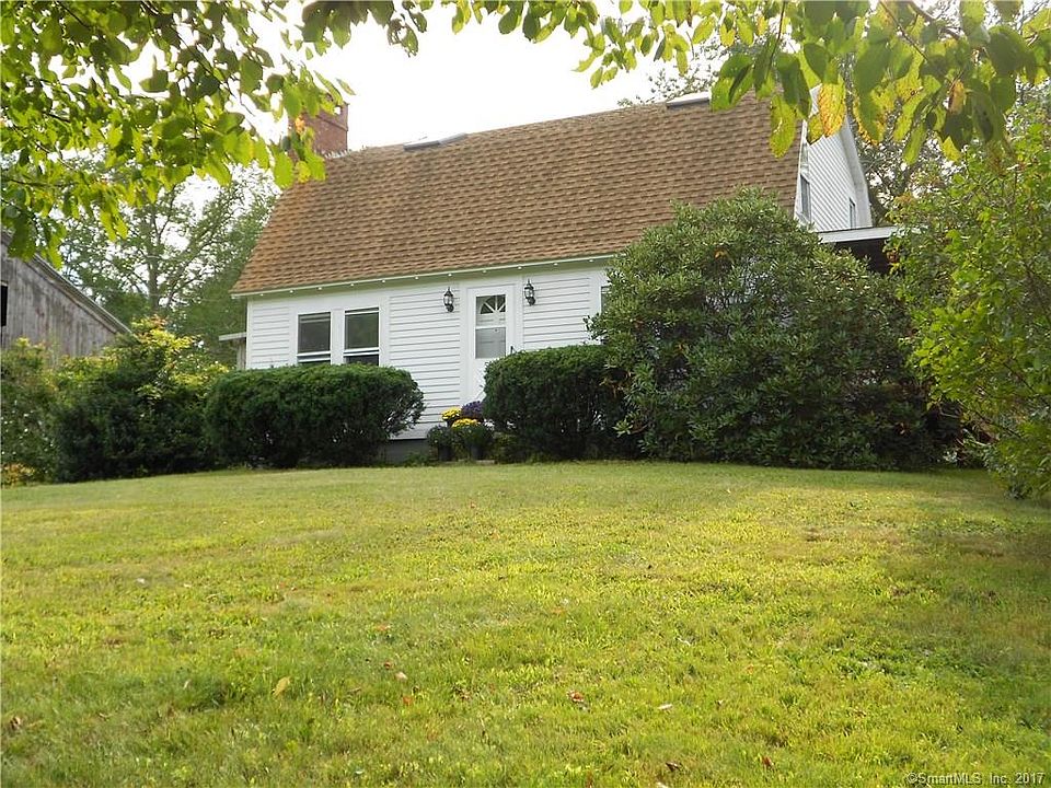 562 Ravenelle Rd, North Grosvenordale, CT 06255 Zillow