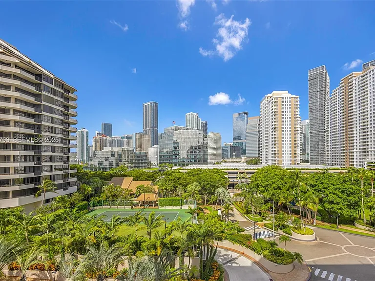 540 Brickell Key Dr #809 — Photo 12