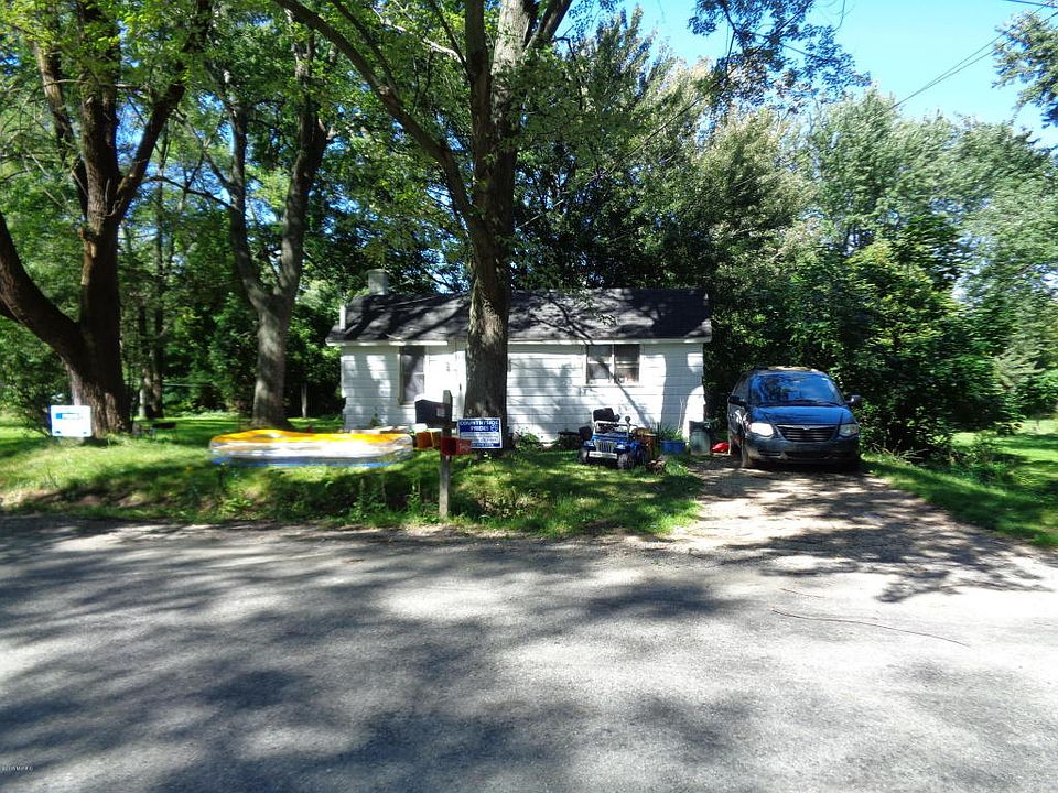 2nd image of 1455 Whitney Ave