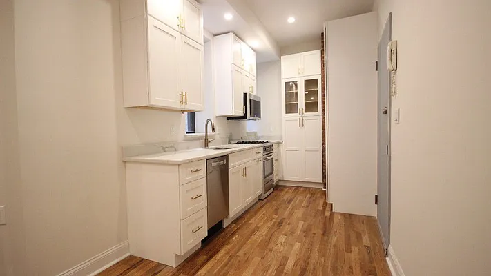Rented by Keyah Enterprises | media 9