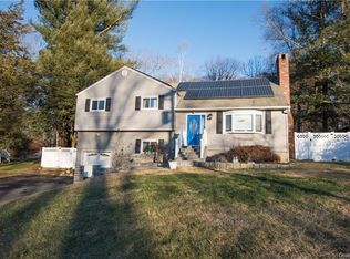 18 Westbrook Dr, Cortlandt Manor, NY 10567