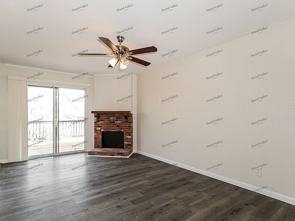 4th image of 6782 Finchdale Ct