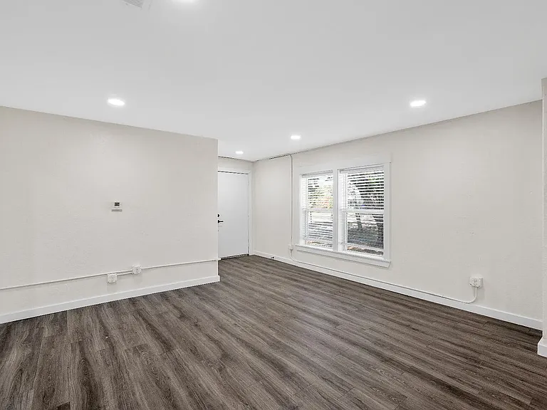 3418 Lasker Ave — Photo 10