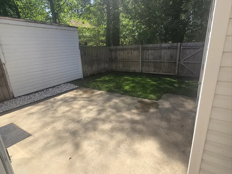 5009 Ashforth Ct — Photo 4