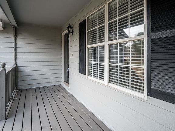 5th image of 4257 Sterling Pointe Dr