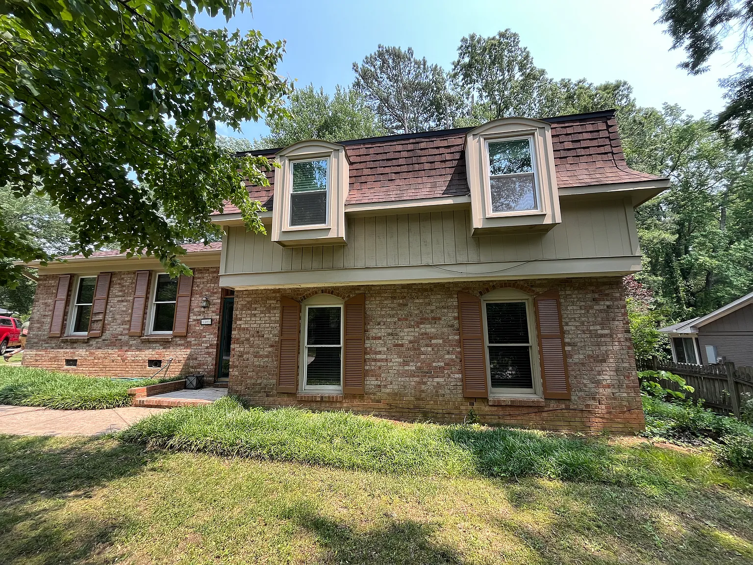 4 bed, 1837 sqft, $2,600 — Photo 1