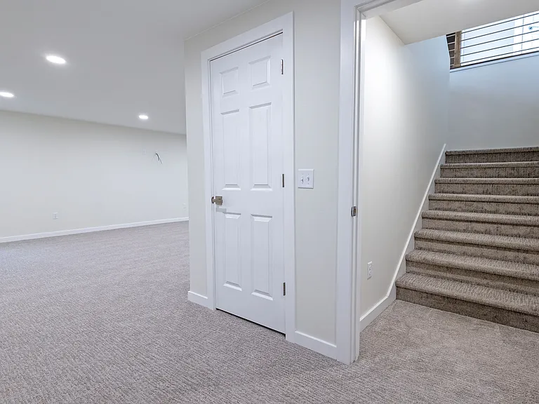 13636 Redwood Way NW — Photo 31