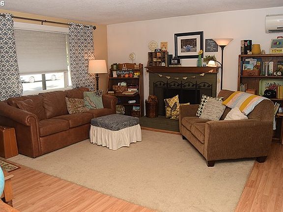 2nd image of 7403 NE 66th Ave