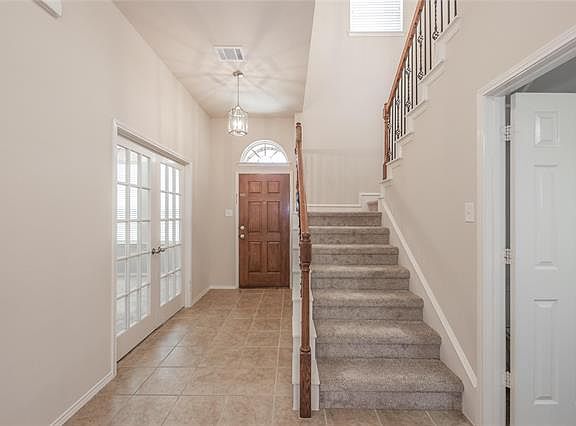 4th image of 1608 Wellington Dr