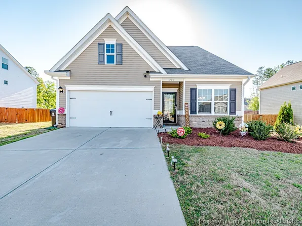 807 Scarlet Ln, Sanford, NC 27330