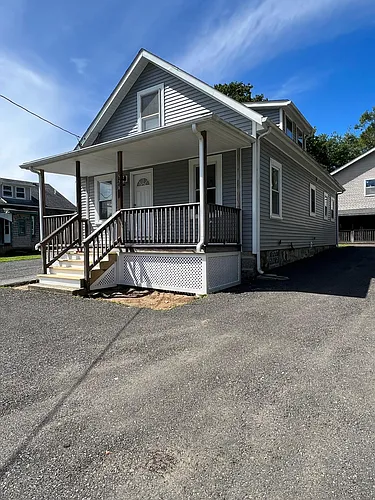 528 Reed Rd #F Photo 1