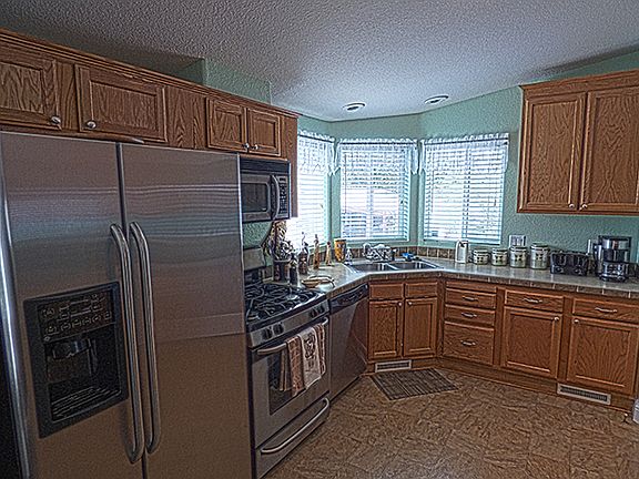 2nd image of 101 Licoln Hwy #10