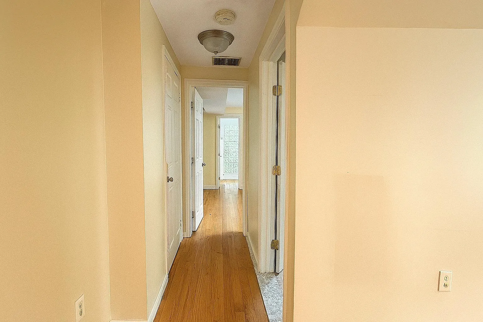2 bed, 2.0 bath, $2,800 — Photo 4