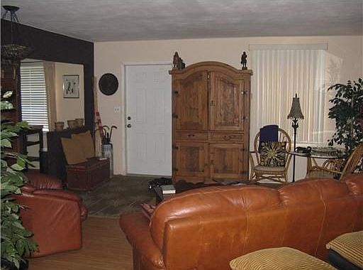 5th image of 6132 NW 18th Ct