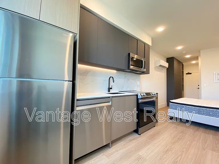 720 Klo Rd #308 — Photo 2