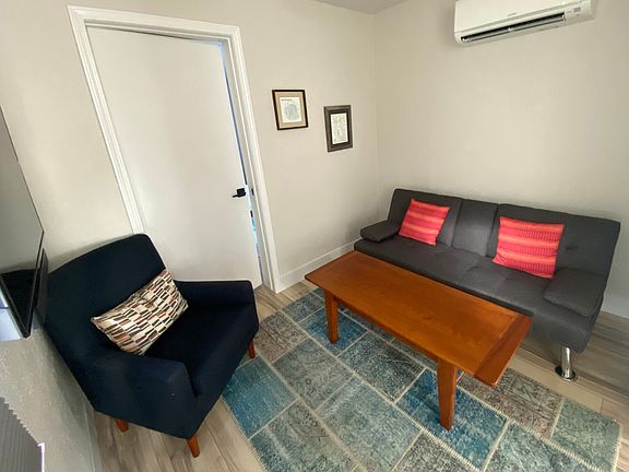 3rd image of 805 Highland Ave #A
