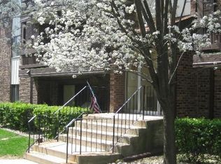 14011 James Dr APT 608, Crestwood, IL 60445