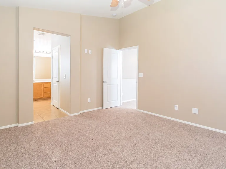 10731 Iona Island Ave — Photo 10