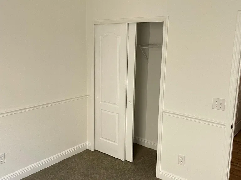 1794 Strathmore Cir — Photo 20