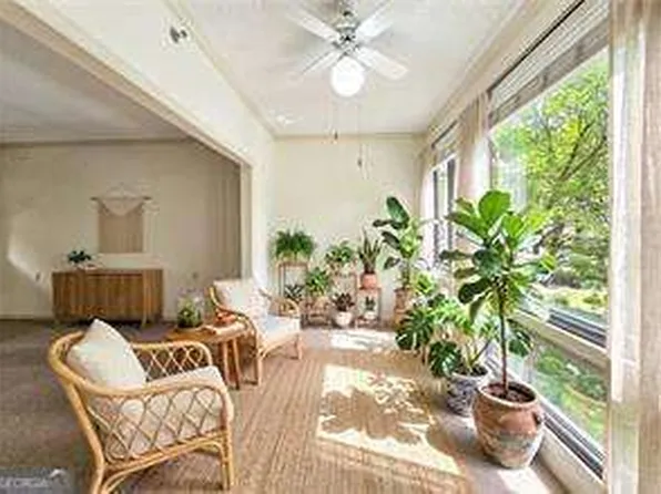 1800 Clairmont Lake A204, Decatur, GA 30033