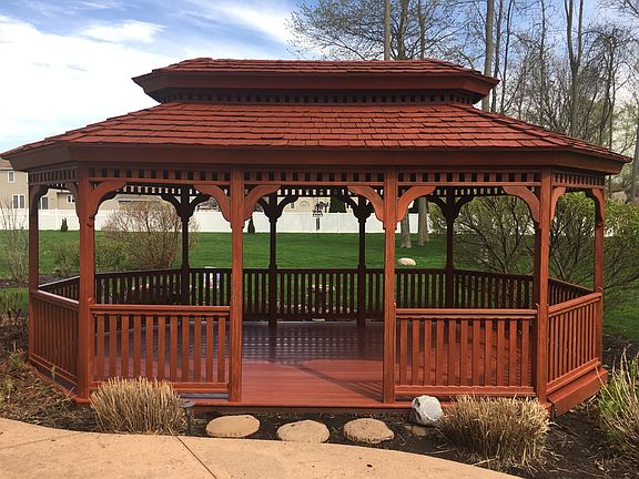 Gazebo to Die For!