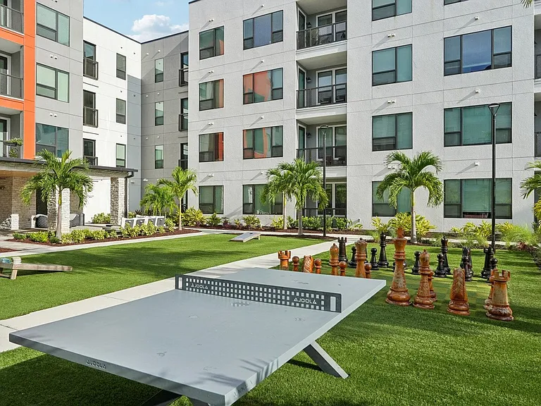 The Centro Apartments — Photo 38