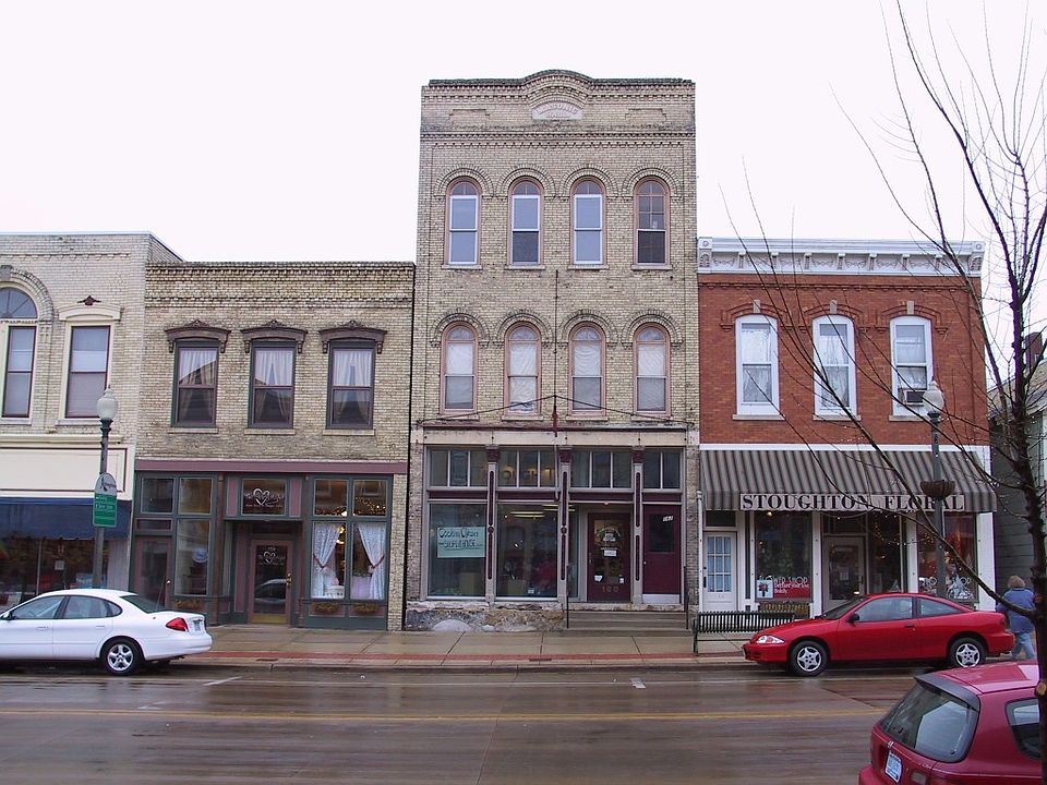 2nd image of 160 E Main St